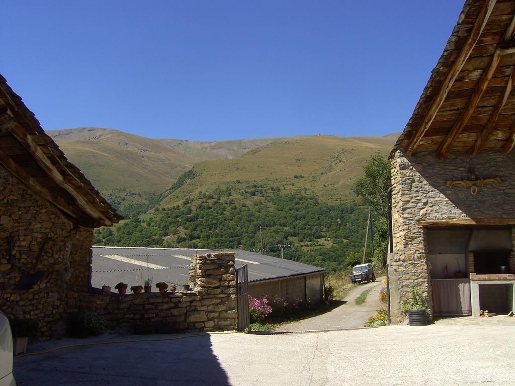 Casa Rogel Guest House Llesuy Exterior photo